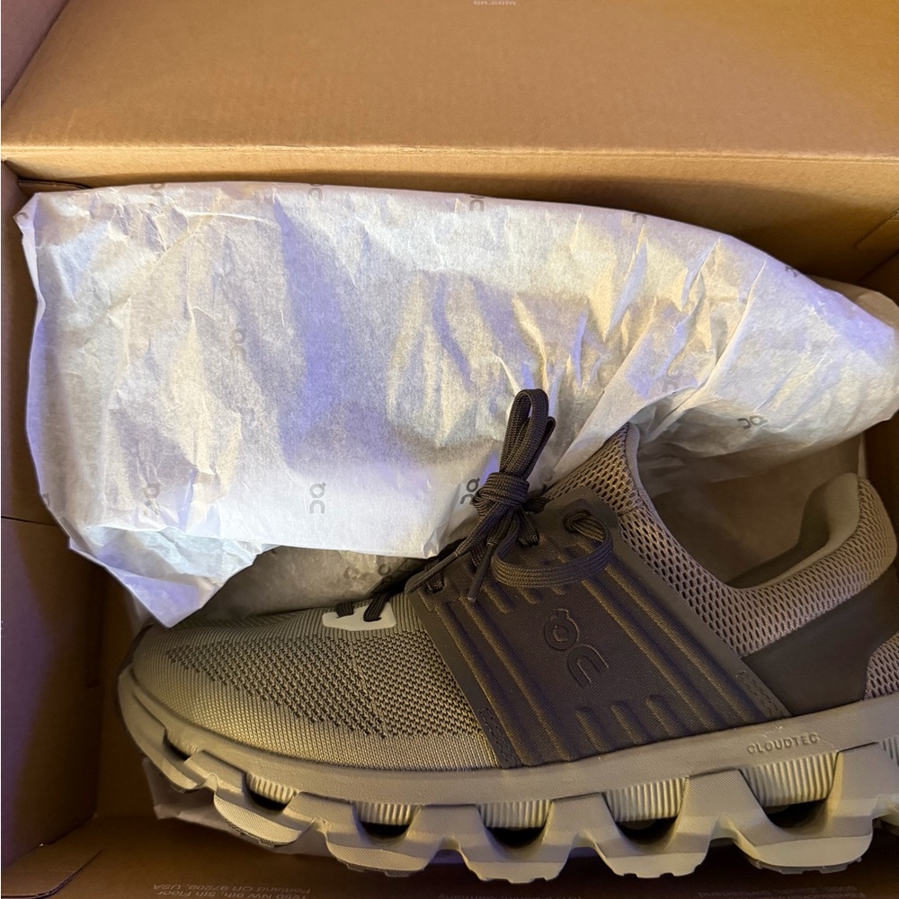 On Running Cloudstratus Sneakers in Taupe